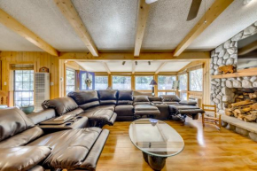 Ruidoso Cabin in the Mtns River and Forest Views!